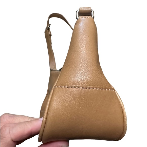 Coach Tan Leather Small Shoulder Bag Purse - Picture 6 of 14